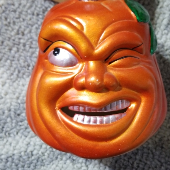 Pumpkin candle holder - Picture 1 of 5